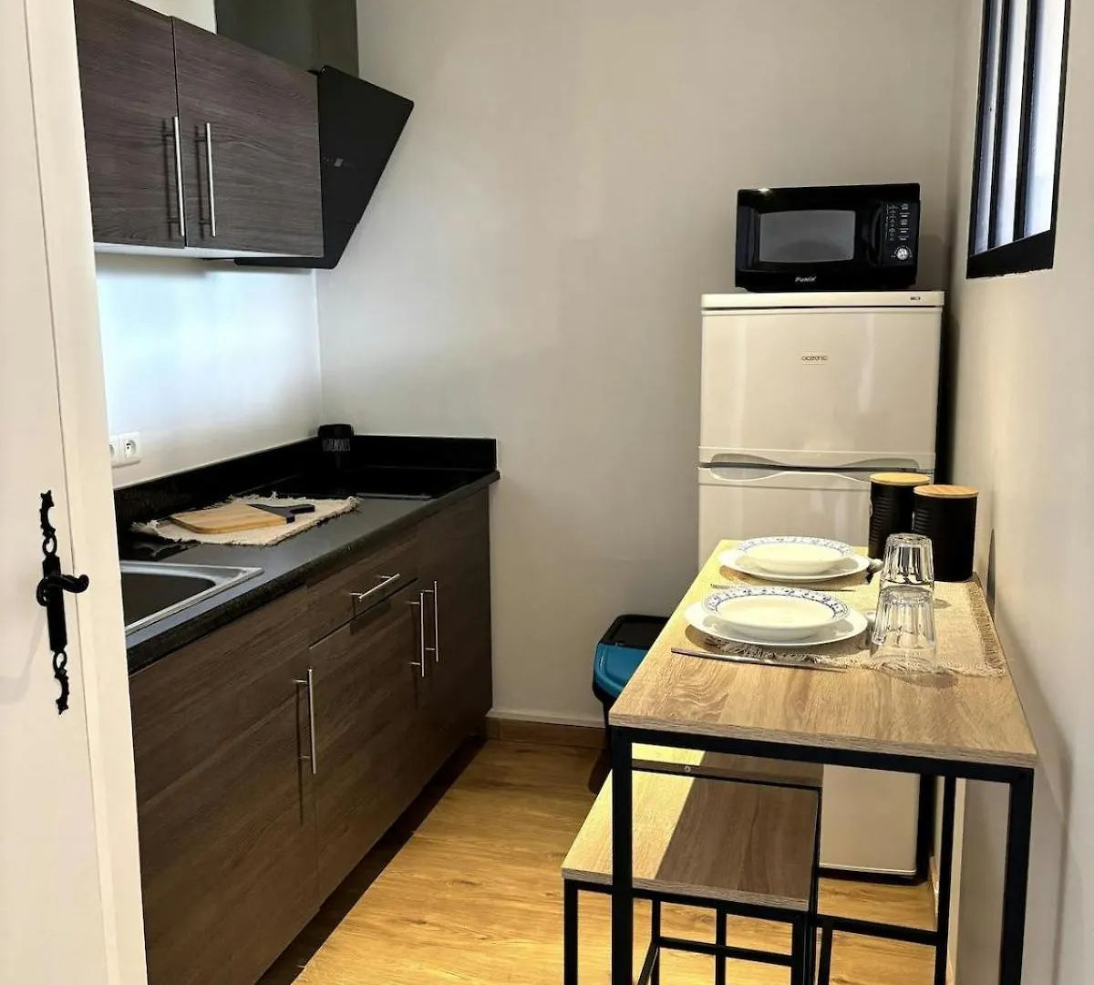 Studio Equipe Clim Jardin Spa Centre Arles A 10Mn Apartment