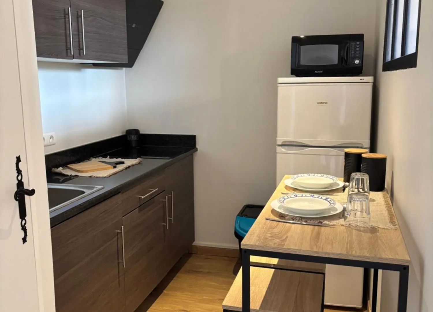 Studio Equipe Clim Jardin Spa Centre Arles A 10Mn 0*,  France