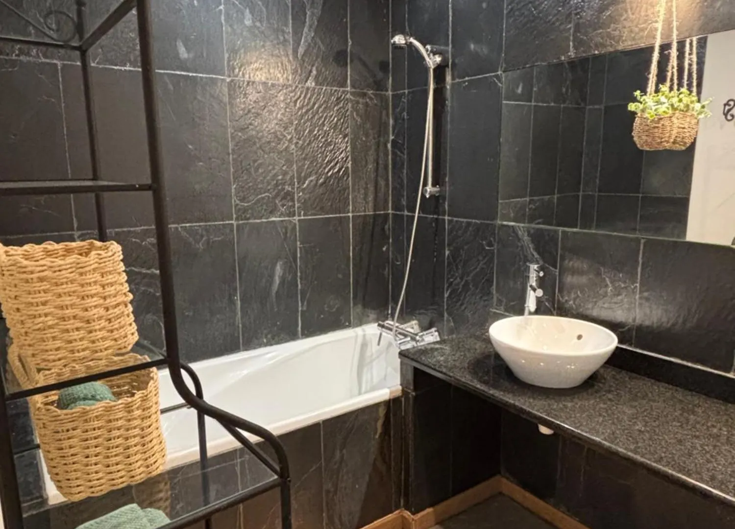 Studio Equipe Clim Jardin Spa Centre Arles A 10Mn Apartment