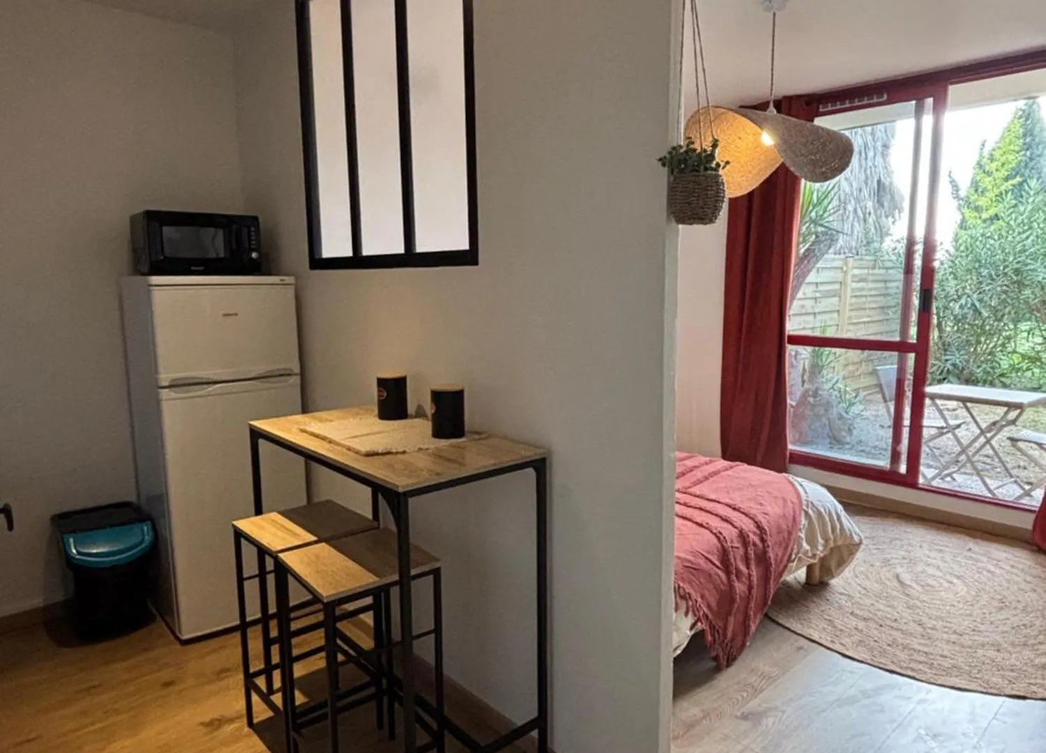 Studio Equipe Clim Jardin Spa Centre Arles A 10Mn France